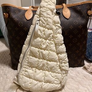 Urban Outfitters UO Karo Quilted Nylon Sling Bag – White (NWOT)
